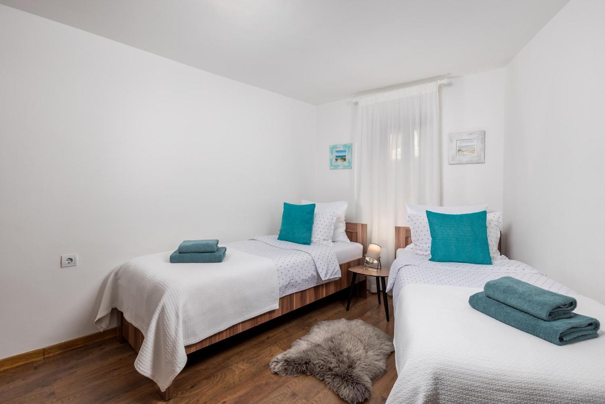 Sorgenfrei Apartment โรวีน ภายนอก รูปภาพ